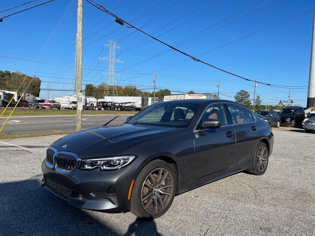 2021 BMW 3 Series 330i's photo