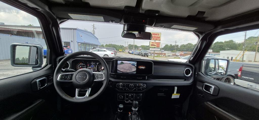 2024 Jeep Wrangler 4-Door Sahara - Photo 23