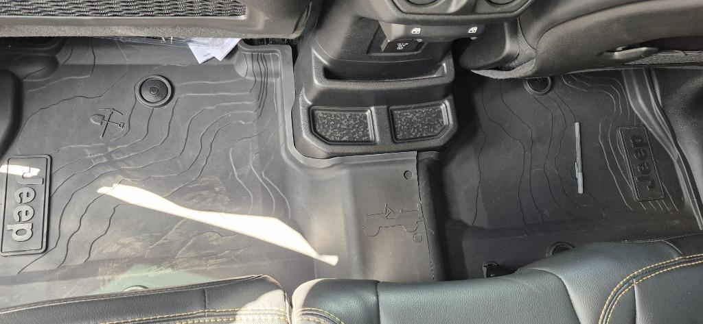 2024 Jeep Wrangler 4-Door Sahara - Photo 42
