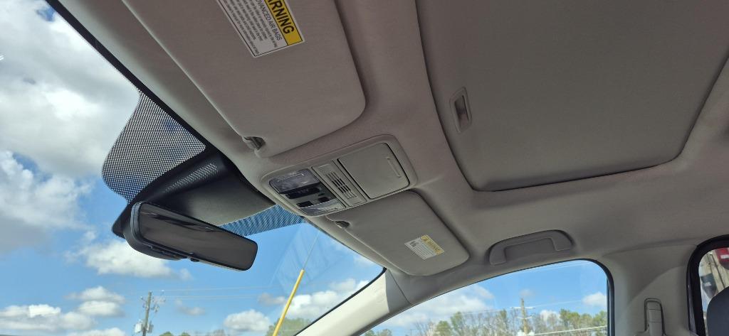 2025 Honda Odyssey Elite - Photo 15