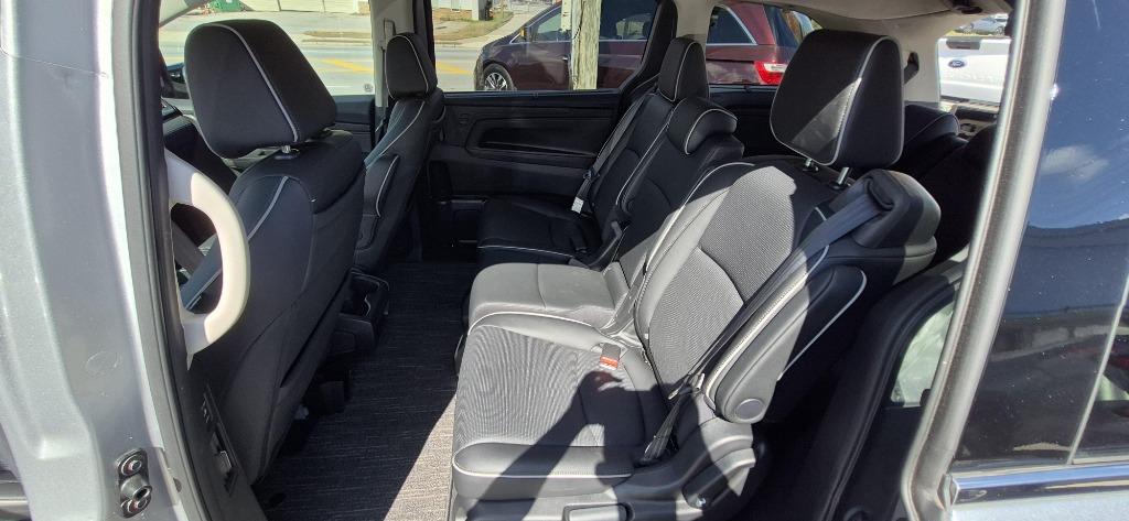 2025 Honda Odyssey Elite - Photo 17