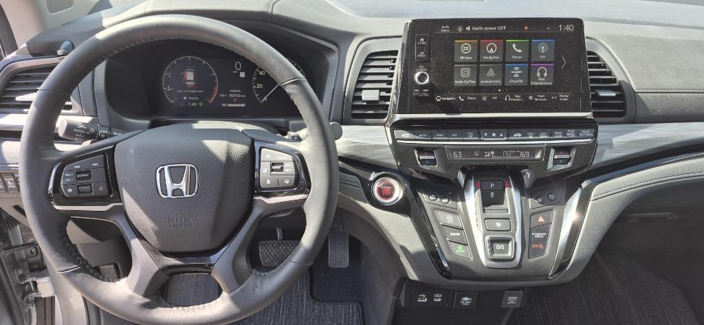 2025 Honda Odyssey Elite - Photo 14