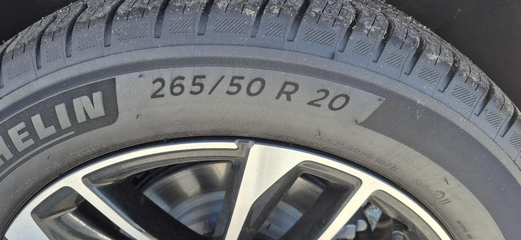 2024 Acura ZDX A-SPEC - Photo 18